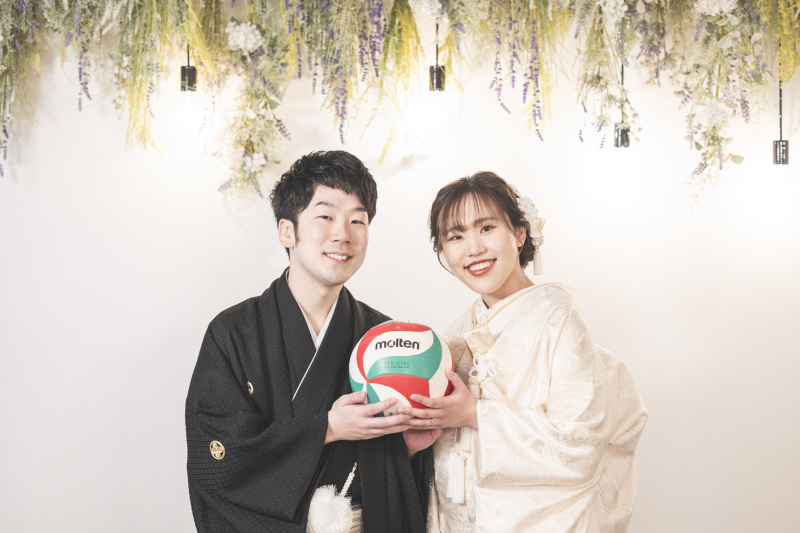 バレーボールをもって