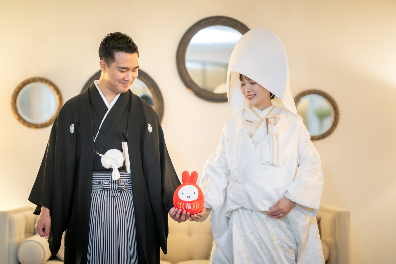 お気に入りの人形と共に撮影スタート