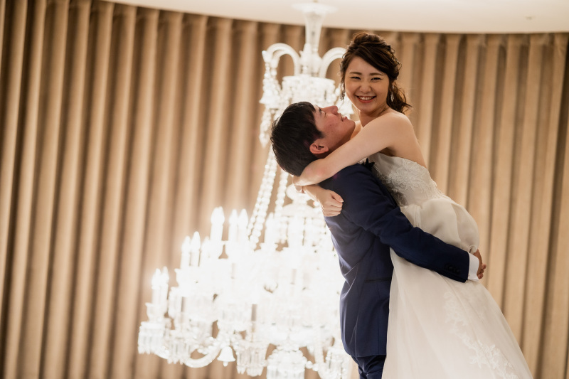 絵になる抱き上げショット♪