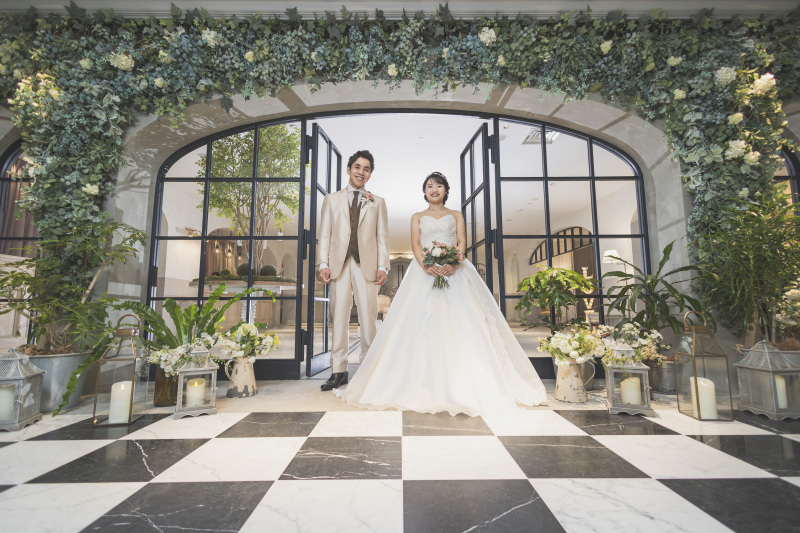 エントランスで