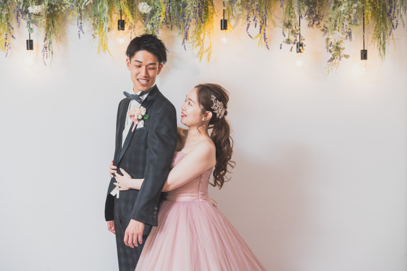 後ろからギュッと