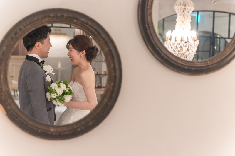 オシャレな鏡越しに☆