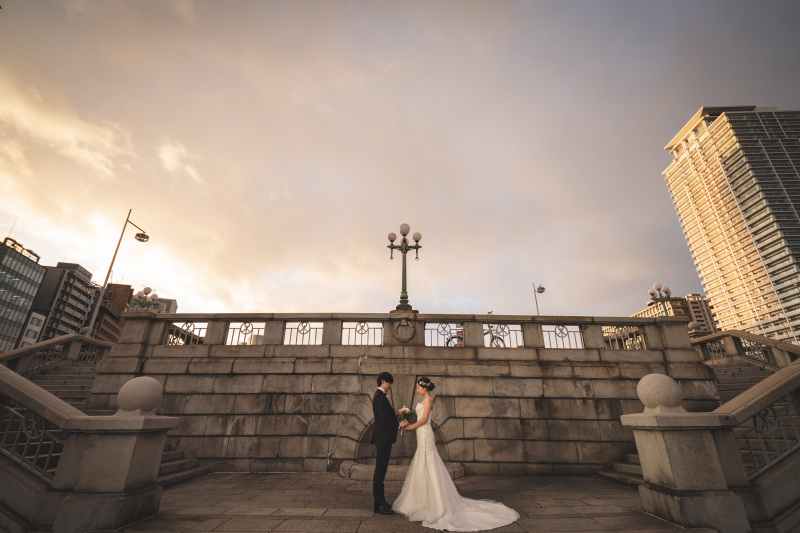 幻想的な冬の夕暮れ