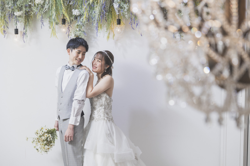 ベスト姿でカジュアルに。○