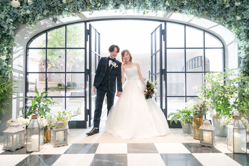 エントランスで華やかに