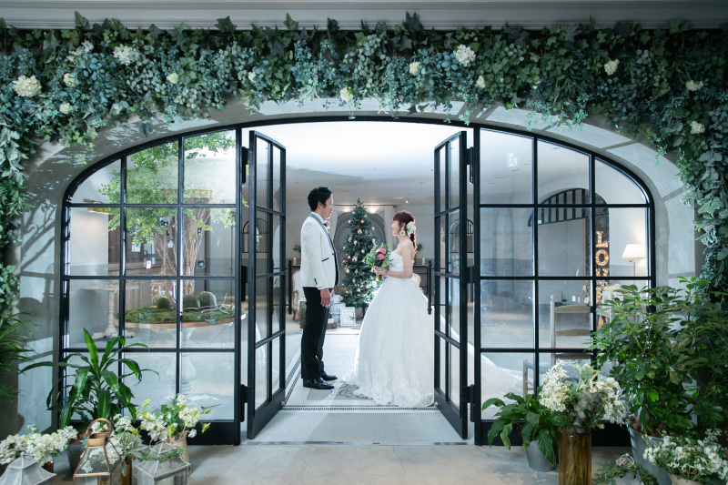 エントランスで