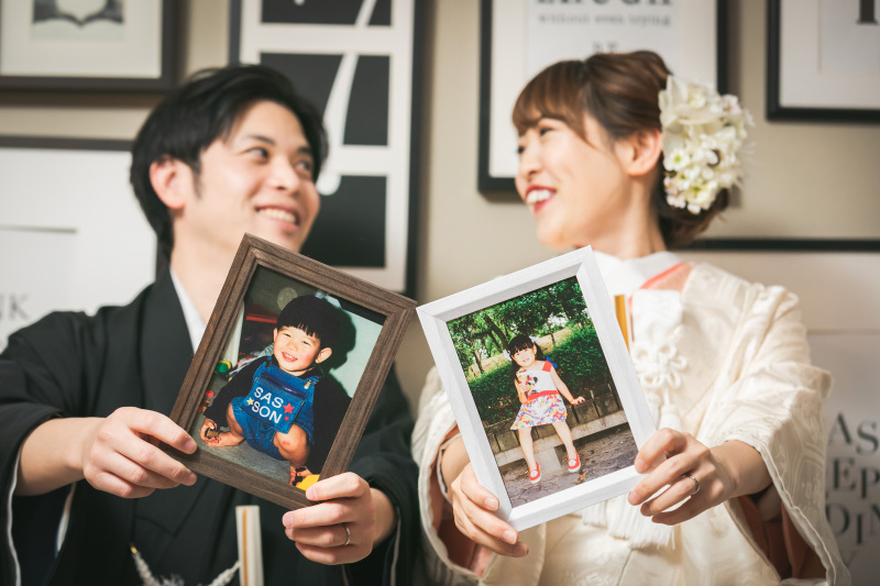 幼少期の写真を使って