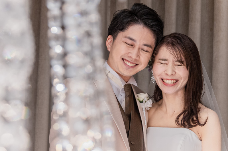 シャンデリア越しのショット