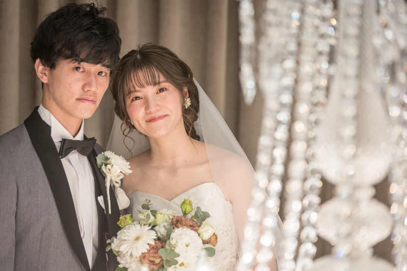 シャンデリア越しに...