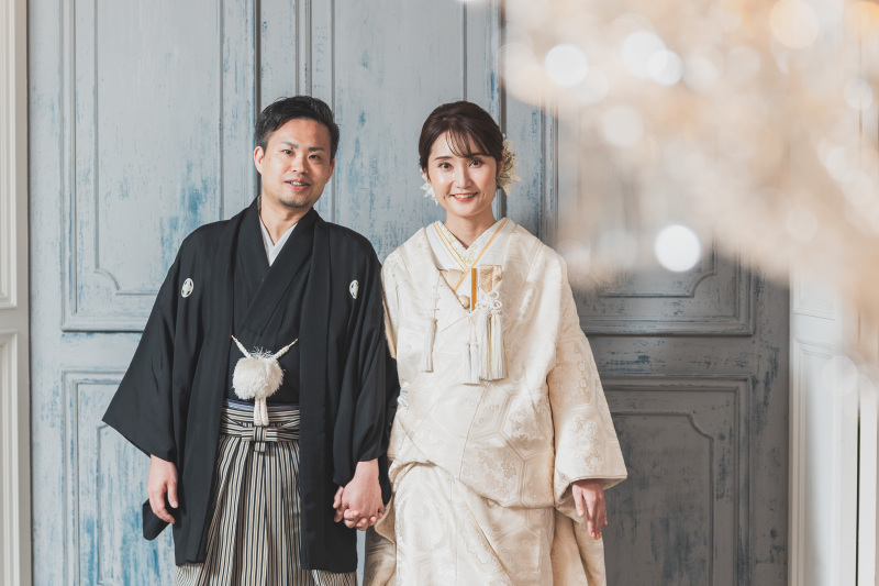 手を繋いで仲良く