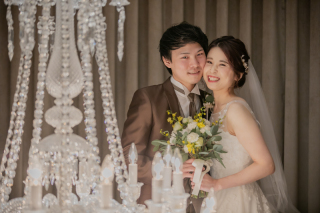 お二人らしく楽しい撮影に＊館内洋装