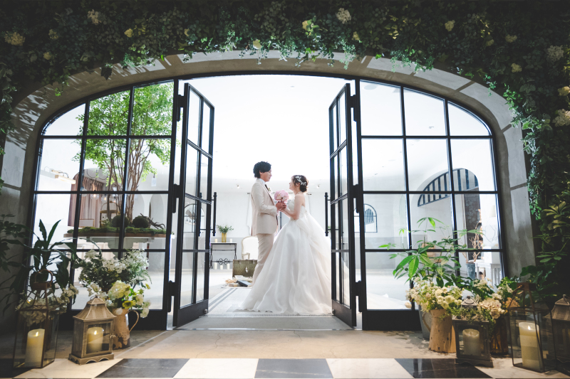 挙式風なお写真も撮れる！館内洋装フォトプラン♪