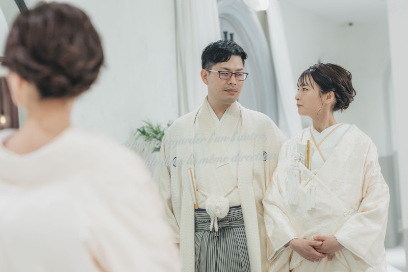 鏡を使ったバックスタイルも残せる撮影♡