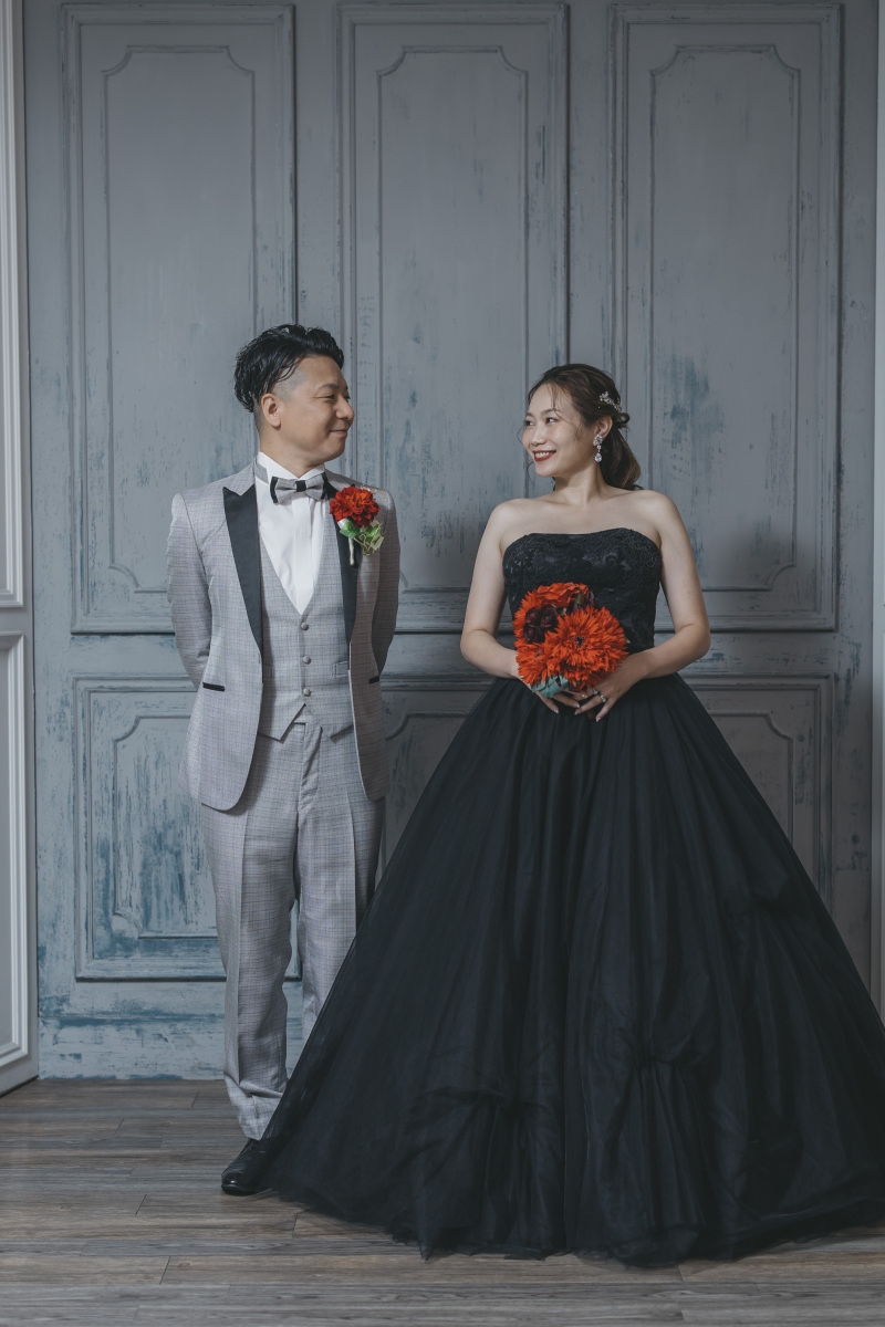 シンプルな背景でも