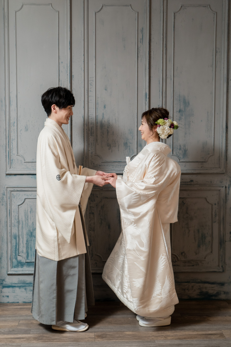 仲良く手を取り合って!