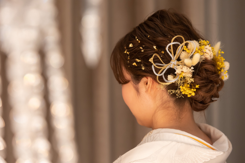 ヘアスタイルも