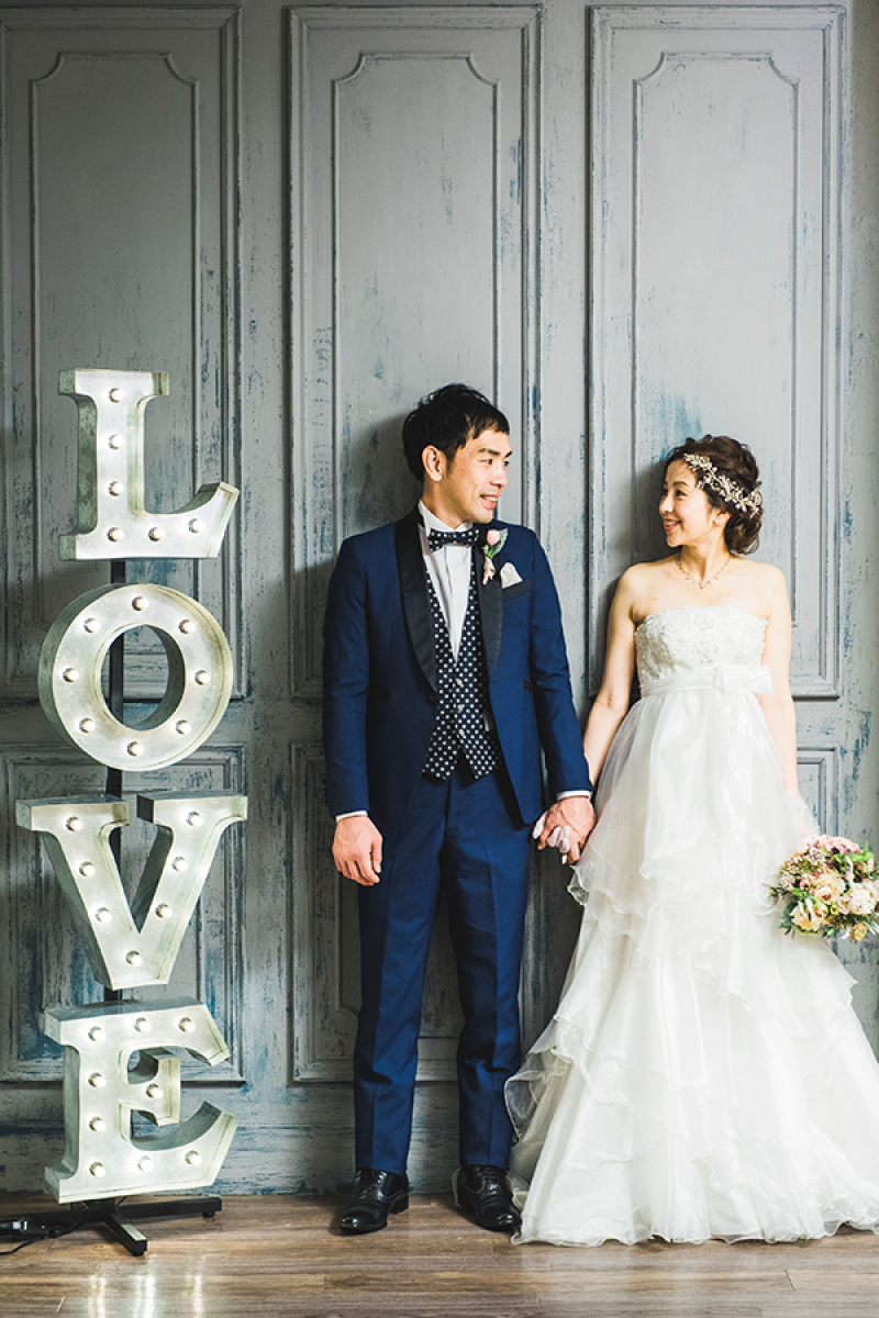 【 LOVE 】のマーキーライトがアクセント!