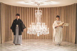 レースの白無垢×黒紋付で＊和装館内