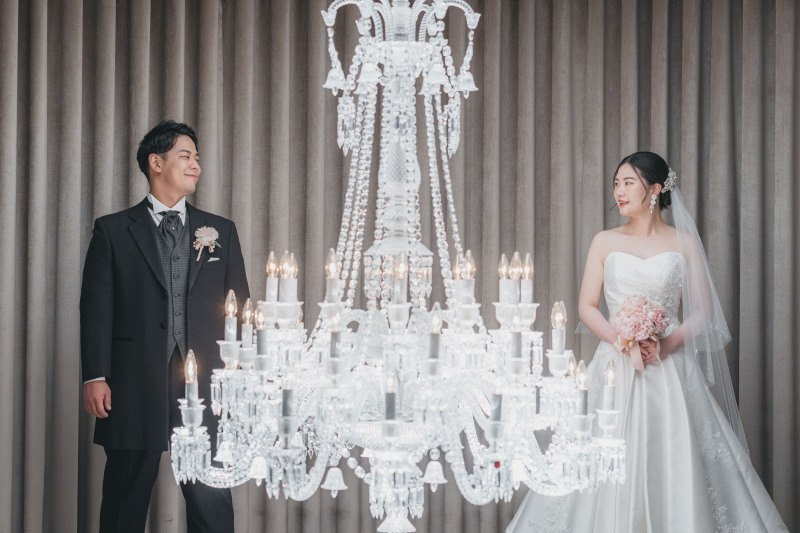 おふたりの未来を照らすシャンデリア