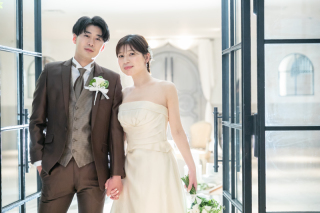 お二人の美しさを際立たせるシンプルなスタジオ撮影が叶う☆和装＆洋装フォト