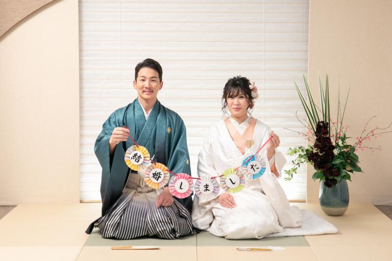 ガーランドを持って