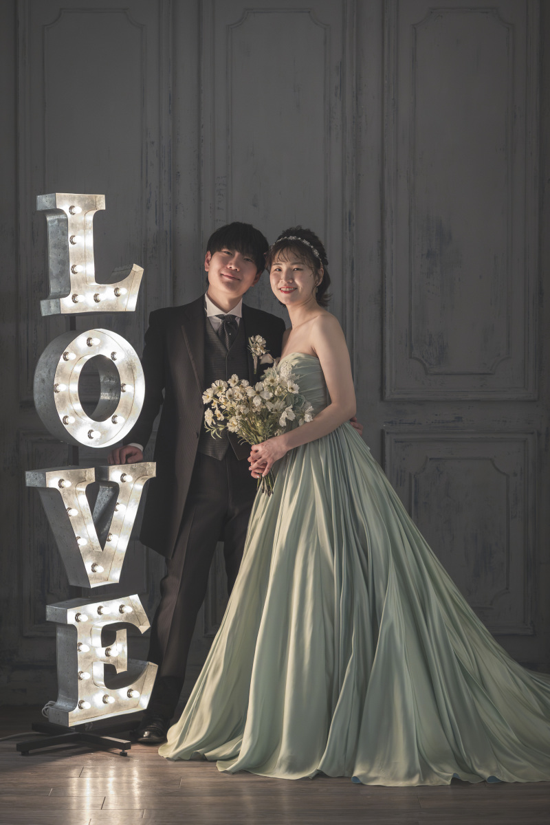 館内撮影ならではの照明を生かして