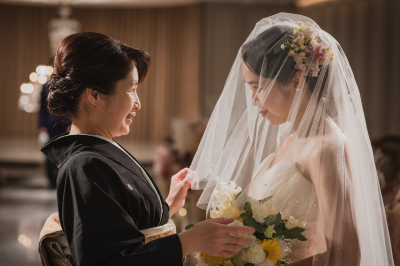 お母様からベールダウン