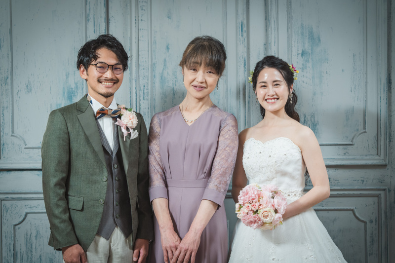 おふたりとお母様で