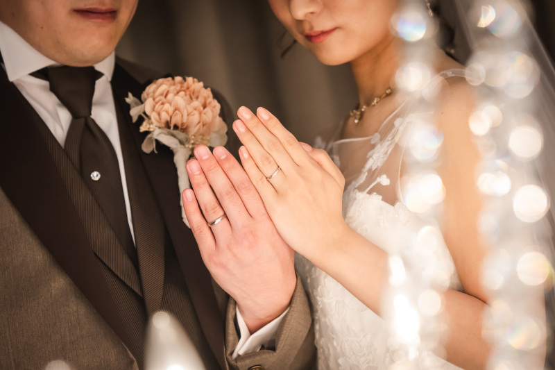 指輪がキラリ☆