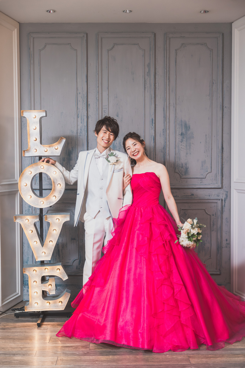 LOVEのライト横でラブラブに♡