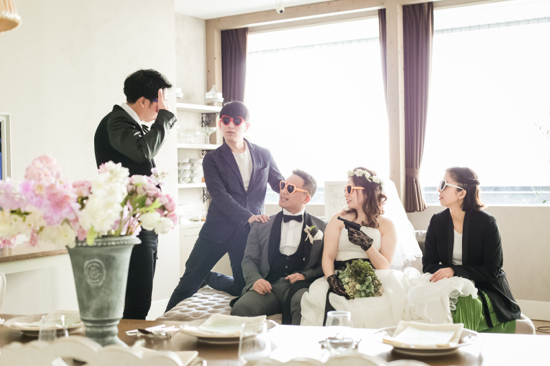 みんなでサングラスをかけて♪