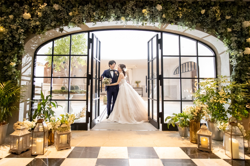 エントランスはグリーンが鮮やかなスポット