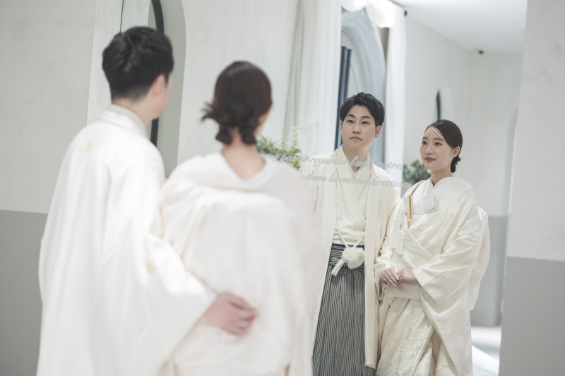 ミラーの前で＊