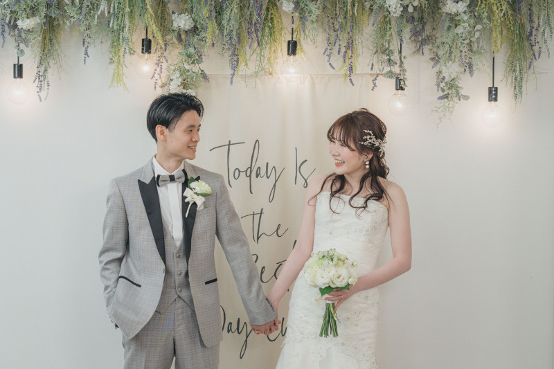 ウェディングドレスへ衣装チェンジ!