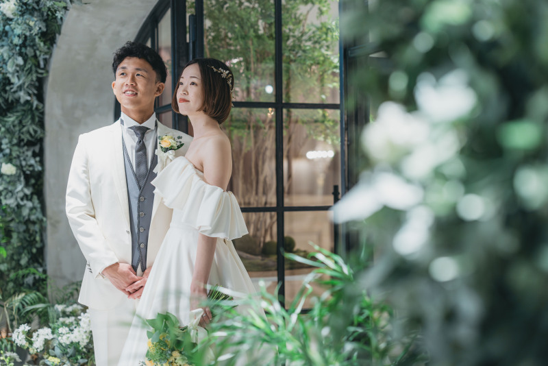 凛とした佇まい&ldquo;おすまし&rdquo;ショットも