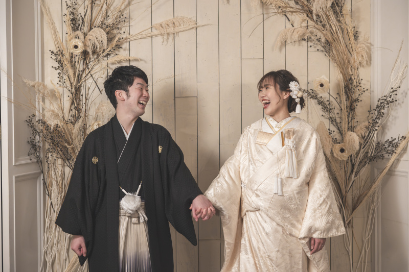 手を繋いで仲良しカット♡