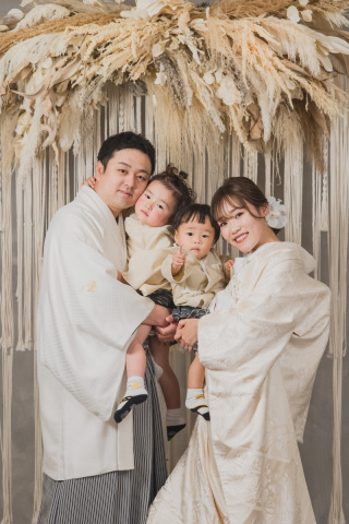 SWITCH梅田_【子どもと一緒】家族と叶えるアットホームなフォト