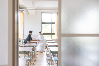 SWITCH梅田_【和装スタジオ&ロケ】多彩な背景が揃うスタジオ！四季折々のロケ