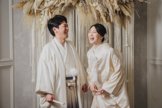 SWITCH梅田_【和装スタジオ&ロケ】多彩な背景が揃うスタジオ！四季折々のロケ