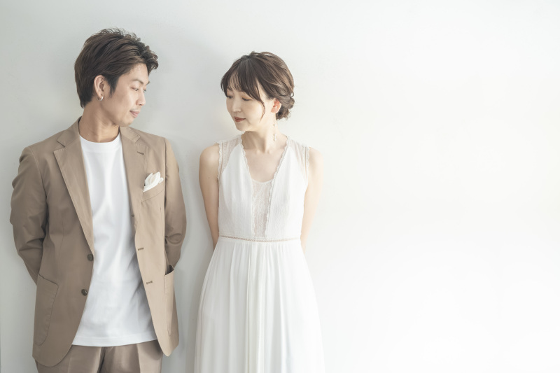 【データお急ぎプラン】撮影後10日以内のデータをお渡し!洋装1着50カット・多彩なスタジオ背景で撮影