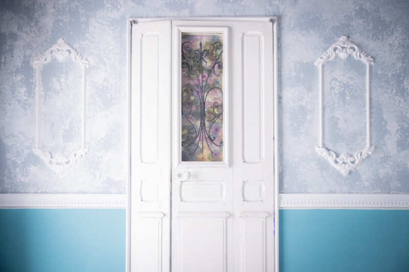 【衣装選び放題】スタジオ撮影／新郎新婦2着ずつ／店内衣装どれでも追加料金なし／和装・洋装どちらかお選びいただけます