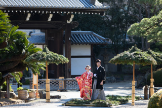 【衣装追加料金なし】相楽園ロケーション｜衣装選び放題&times;100カット&times;ヘアメイク込。美しい日本庭園で叶える上質な撮影体験