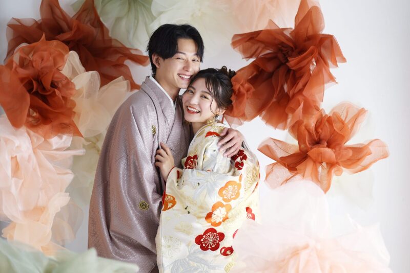 【衣装選び放題】スタジオ撮影／新郎新婦1着ずつ／店内衣装どれでも追加料金なし／和装・洋装どちらかお選びいただけます