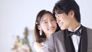 【衣装選び放題】スタジオ撮影／新郎新婦1着ずつ／店内衣装どれでも追加料金なし／和装・洋装どちらかお選びいただけます