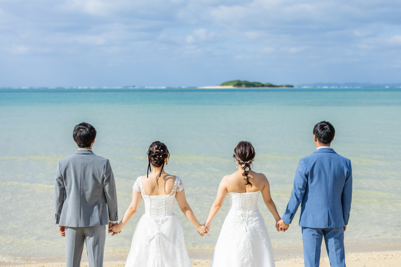 手を繋いで海を眺める時間を未来に残るカタチに。