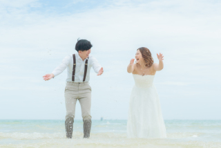 【ビーチ撮影＋ウォーターインオプションプラン】沖縄ならでは！海にウォーターイン☆
