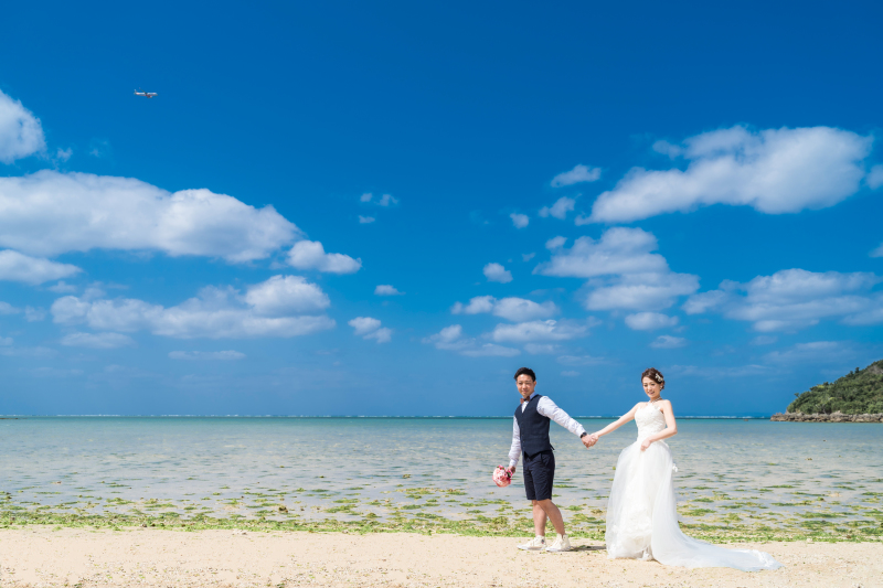 ビーチをお散歩しながら、沖縄を堪能♪