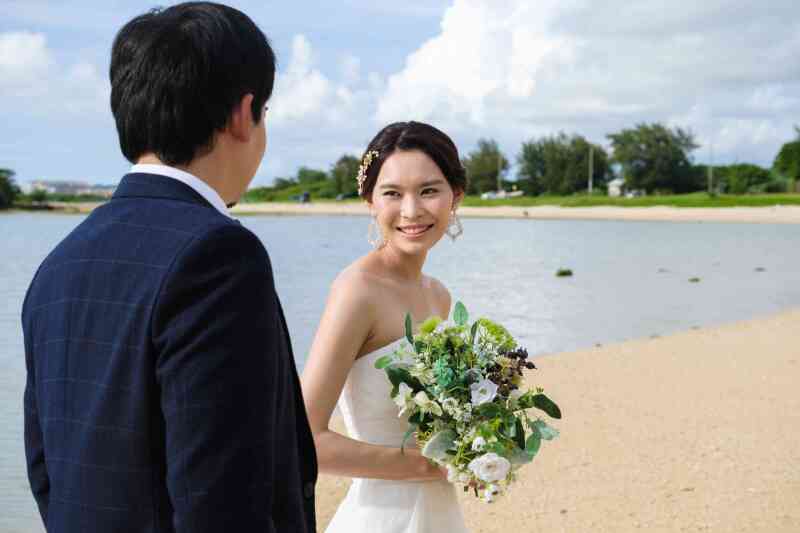 ご新郎様に向ける笑顔