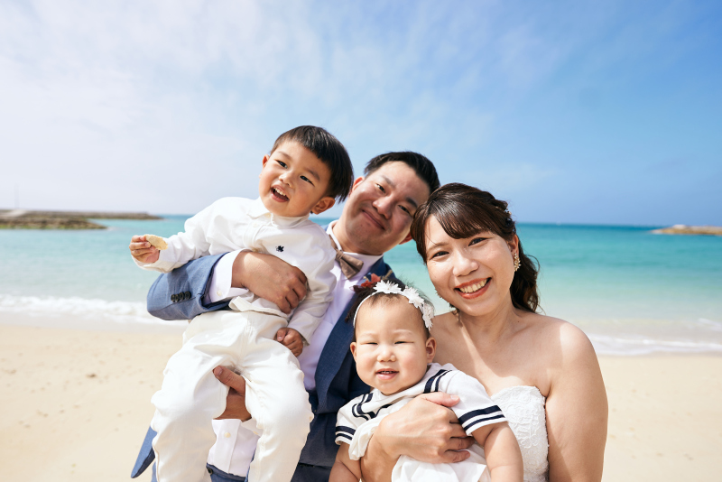 【天然ビーチ撮影with家族コミコミ130カットプラン】家族の時間をカタチに♪
