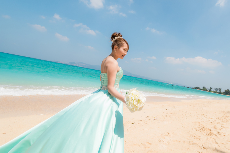 カラードレスも